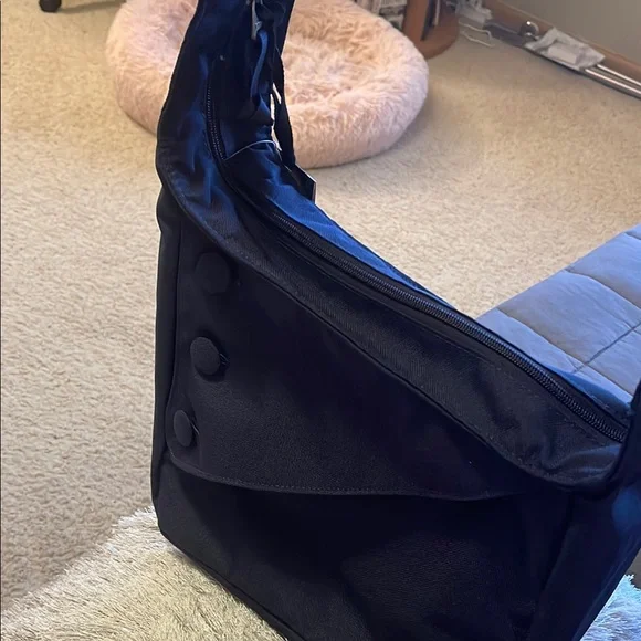 Ogio Navy Brooklyn Tablet crossbody bag - Picture 4 of 9